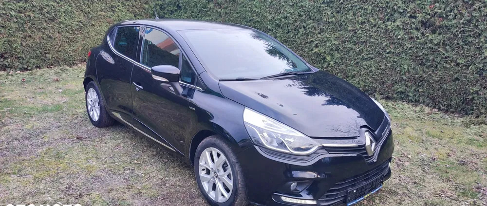 rychwał Renault Clio cena 35900 przebieg: 43866, rok produkcji 2019 z Rychwał